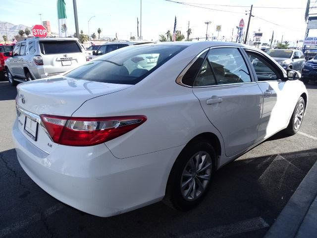 2016 Toyota Camry 