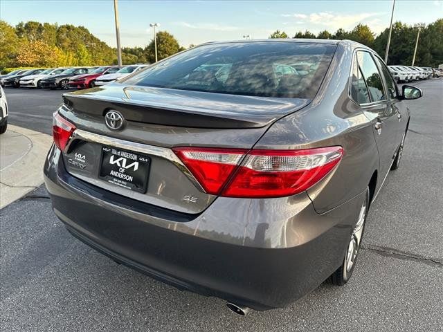 2016 Toyota Camry 