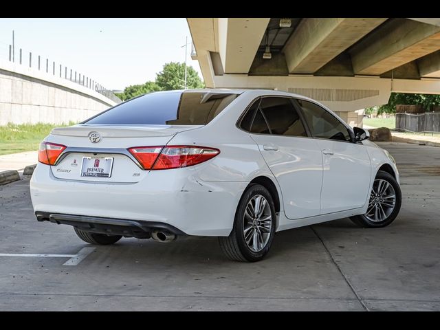 2016 Toyota Camry XLE