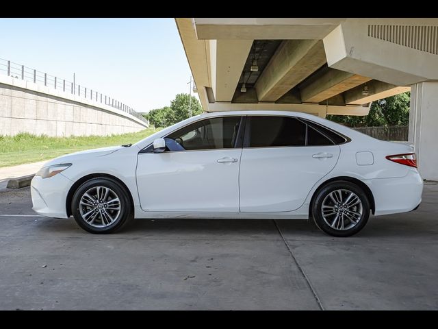 2016 Toyota Camry XLE