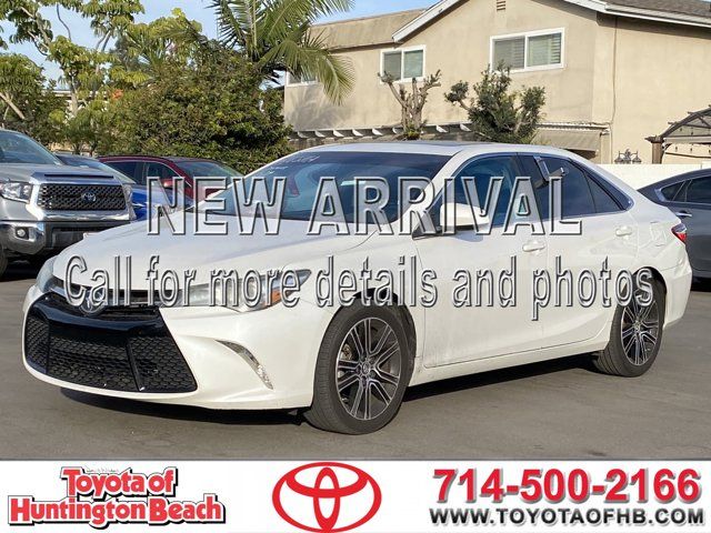 2016 Toyota Camry SE