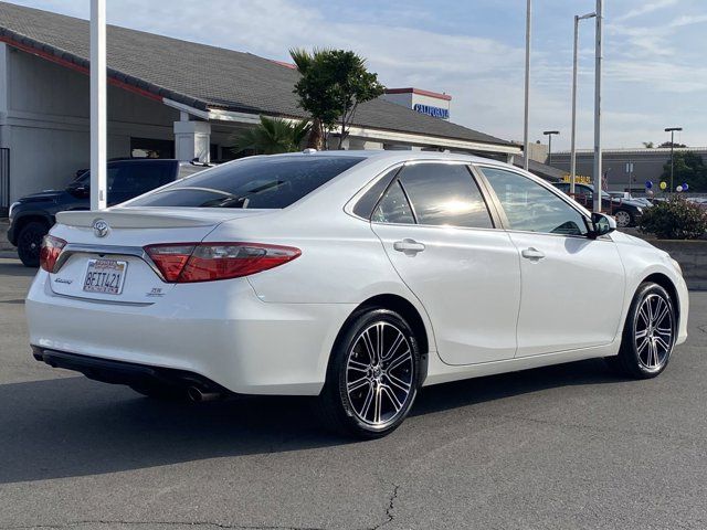 2016 Toyota Camry SE