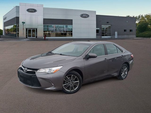 Used 2016 Toyota Camry SE For Sale in Ferndale, MI | Capital One Auto ...