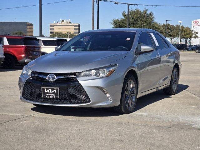 2016 Toyota Camry SE