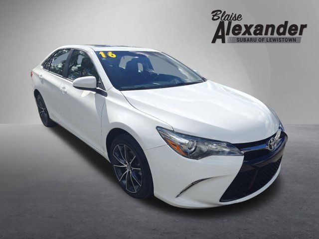 2016 Toyota Camry XSE