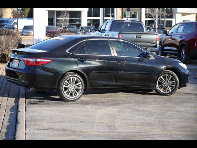 2016 Toyota Camry SE