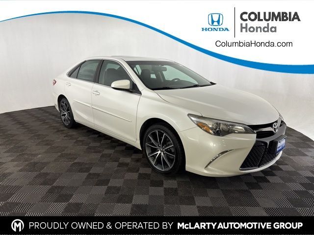 2016 Toyota Camry XSE