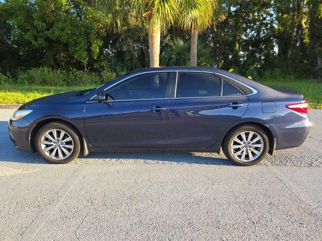 2016 Toyota Camry XLE