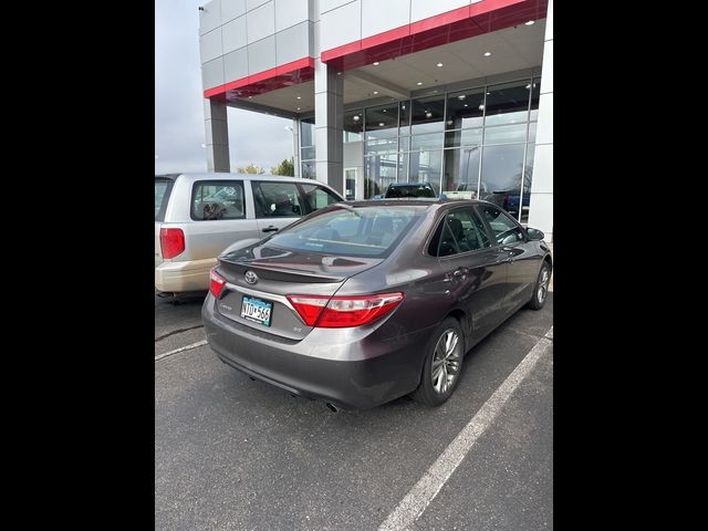 2016 Toyota Camry SE