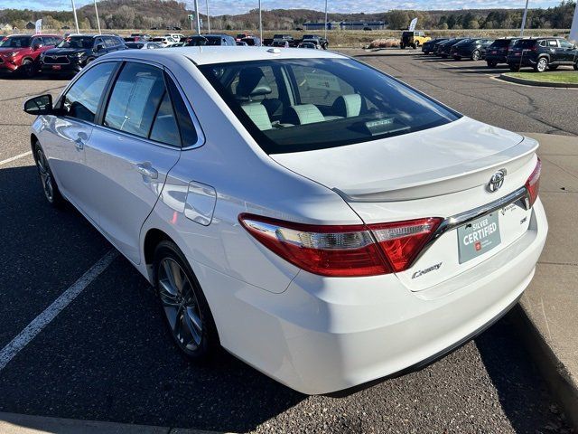 2016 Toyota Camry SE