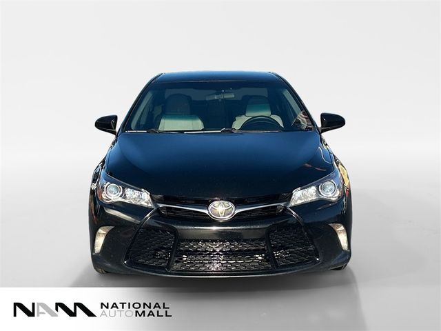 2016 Toyota Camry XLE