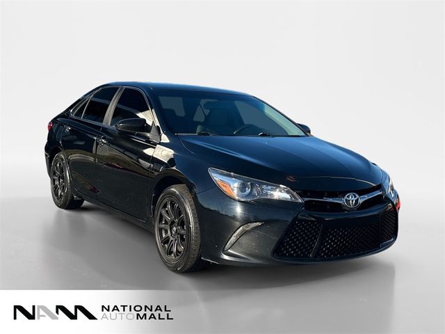 2016 Toyota Camry XLE