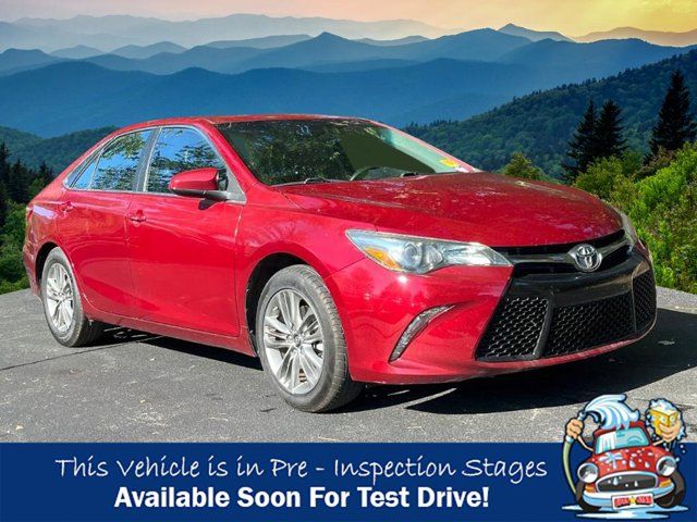 2016 Toyota Camry SE