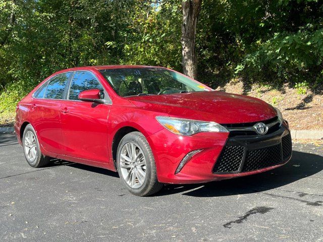 2016 Toyota Camry SE