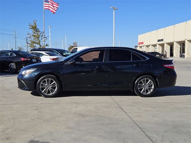 2016 Toyota Camry SE