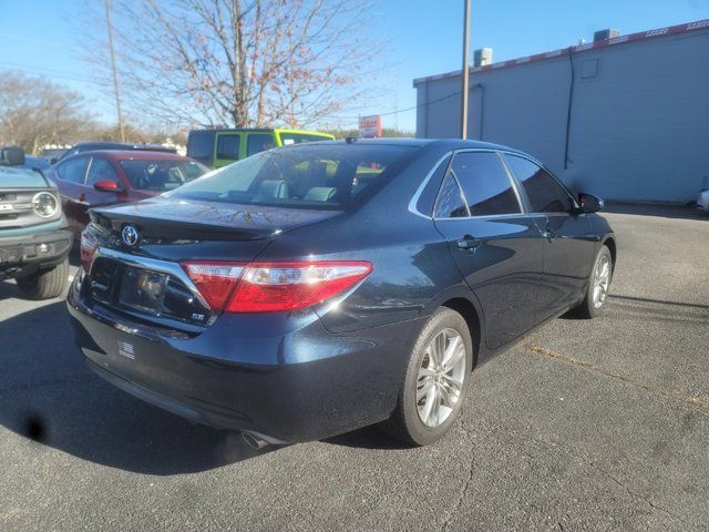 2016 Toyota Camry 