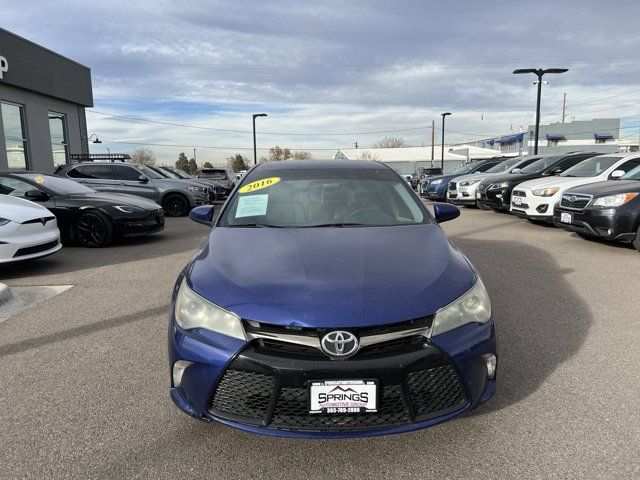 2016 Toyota Camry 