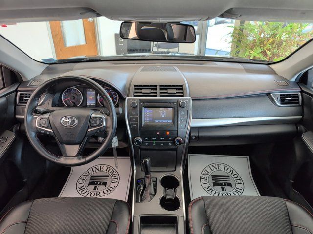 2016 Toyota Camry SE