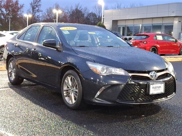 2016 Toyota Camry SE