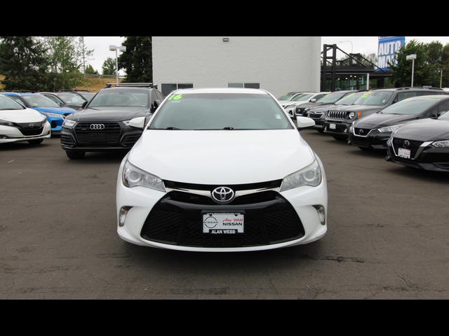 2016 Toyota Camry SE