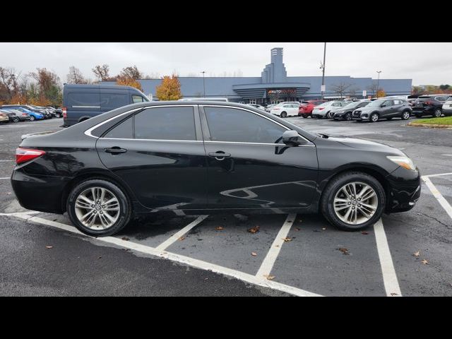 2016 Toyota Camry SE