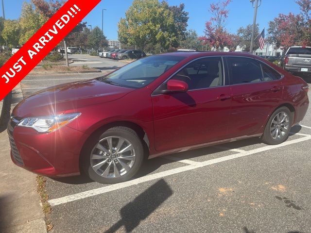 2016 Toyota Camry XLE