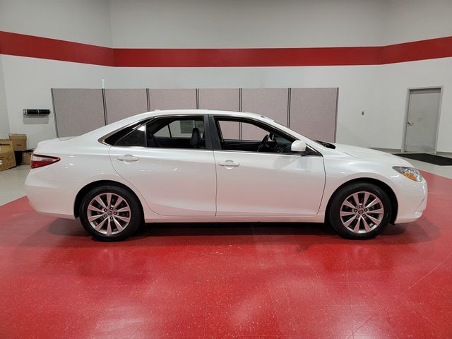 2016 Toyota Camry XSE