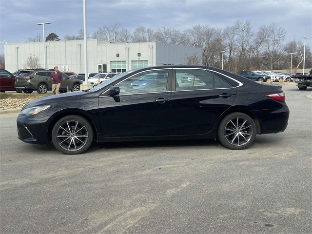 2016 Toyota Camry XSE