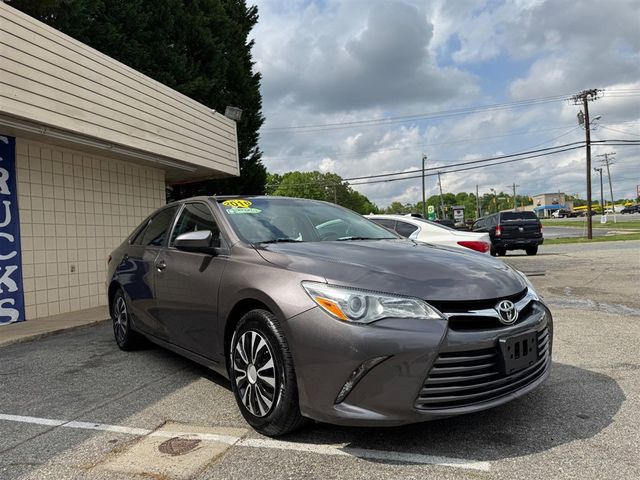 2016 Toyota Camry 