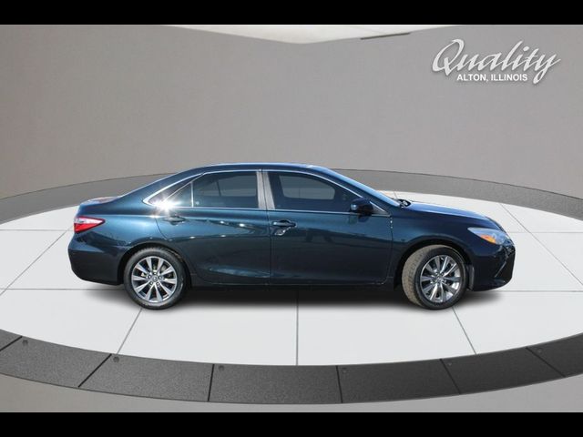 2016 Toyota Camry XLE