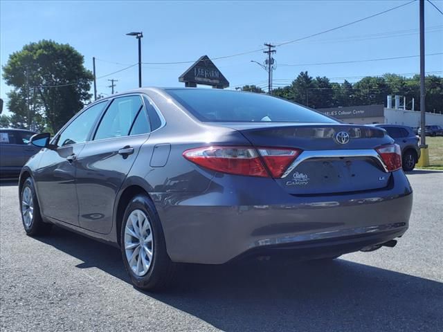 2016 Toyota Camry LE