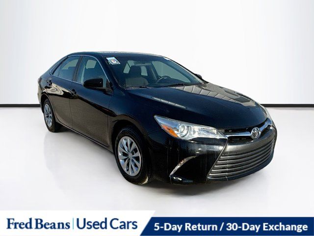 2016 Toyota Camry LE