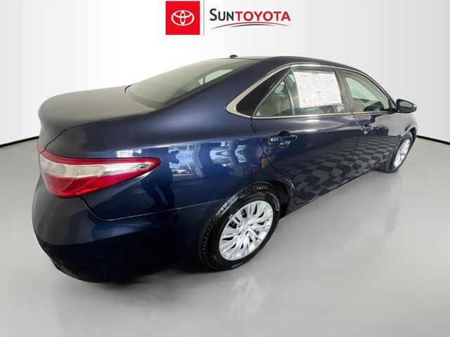 2016 Toyota Camry 