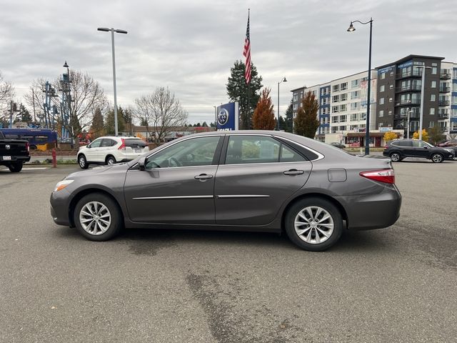 2016 Toyota Camry XLE