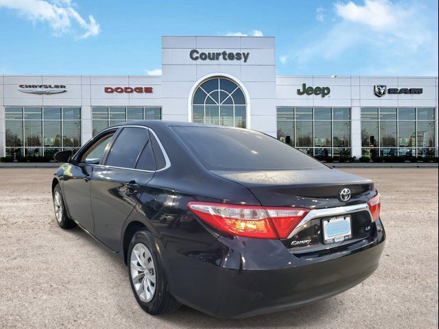 2016 Toyota Camry LE