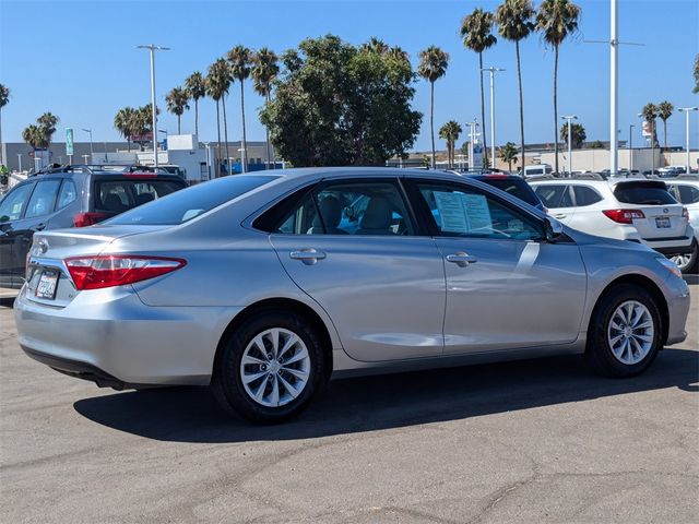 2016 Toyota Camry LE