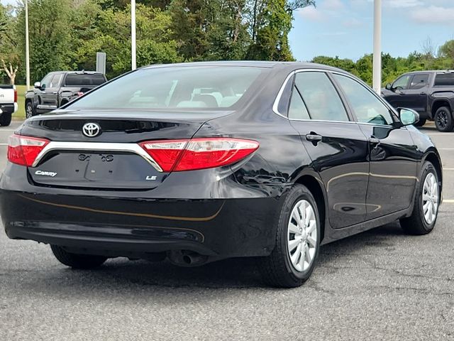 2016 Toyota Camry LE