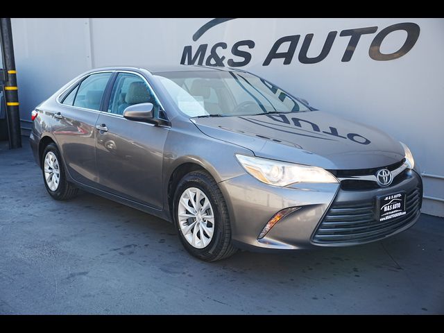 2016 Toyota Camry LE