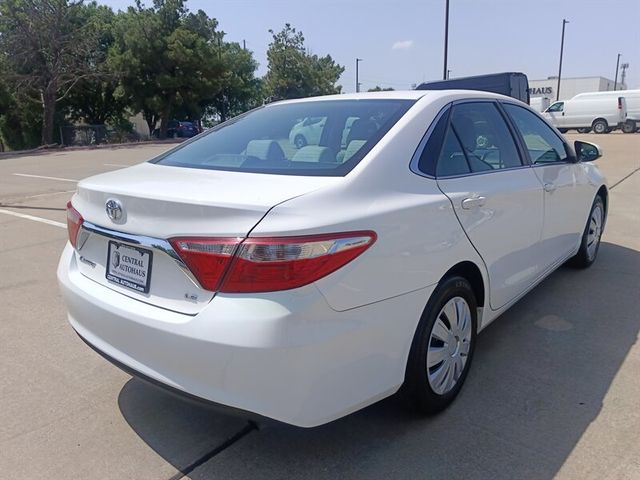 2016 Toyota Camry LE