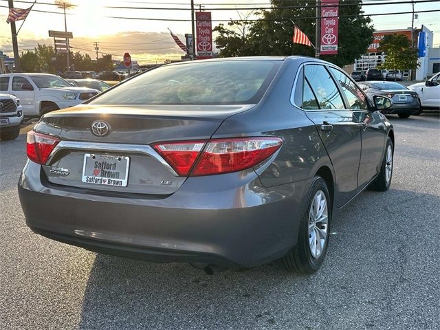 2016 Toyota Camry LE