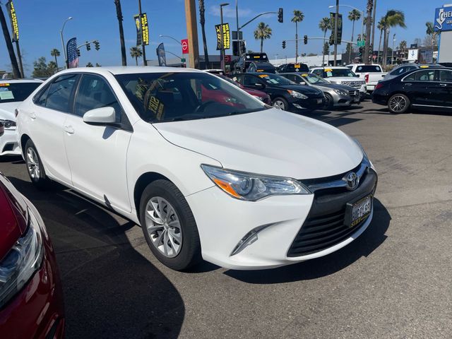 2016 Toyota Camry LE