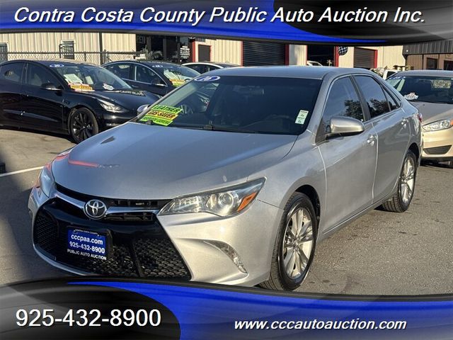 2016 Toyota Camry SE