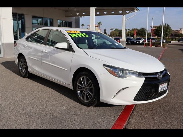 2016 Toyota Camry SE