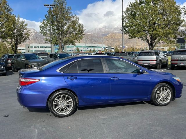 2016 Toyota Camry SE