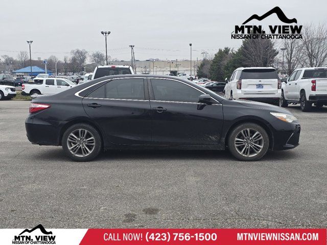 2016 Toyota Camry SE