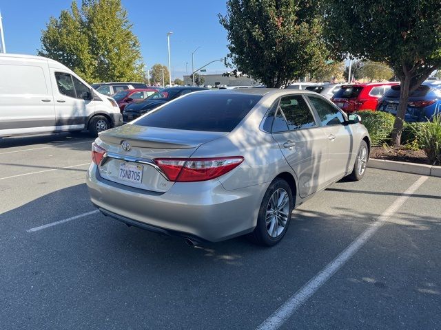 2016 Toyota Camry SE