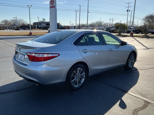 2016 Toyota Camry SE