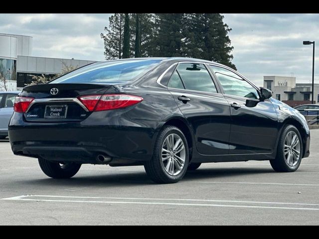 2016 Toyota Camry SE