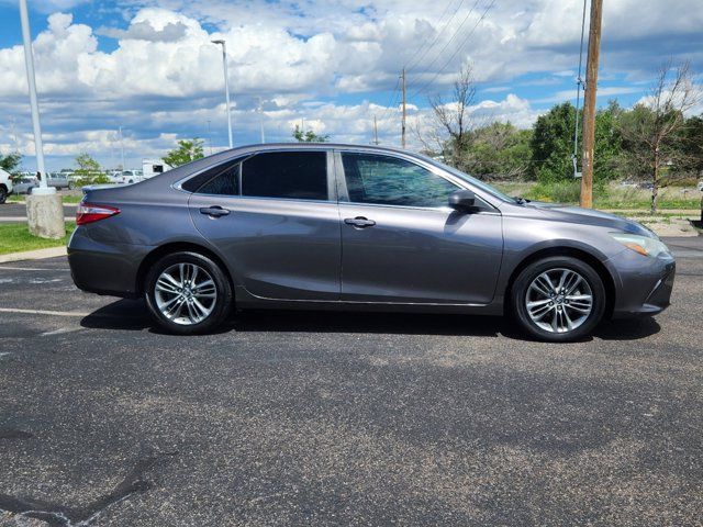 2016 Toyota Camry SE