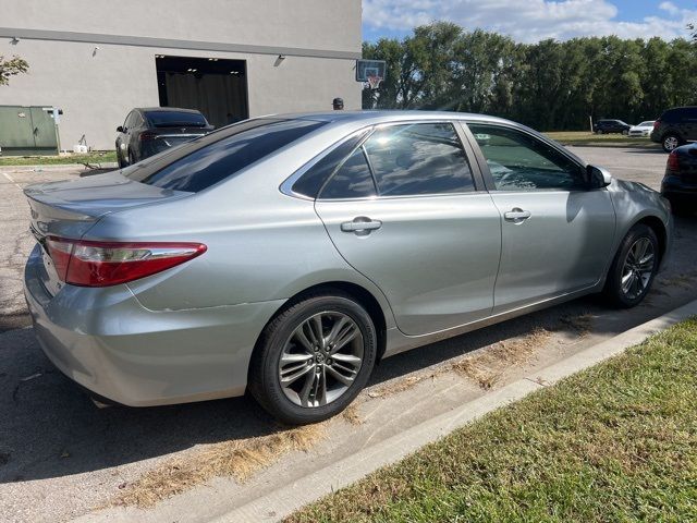 2016 Toyota Camry SE